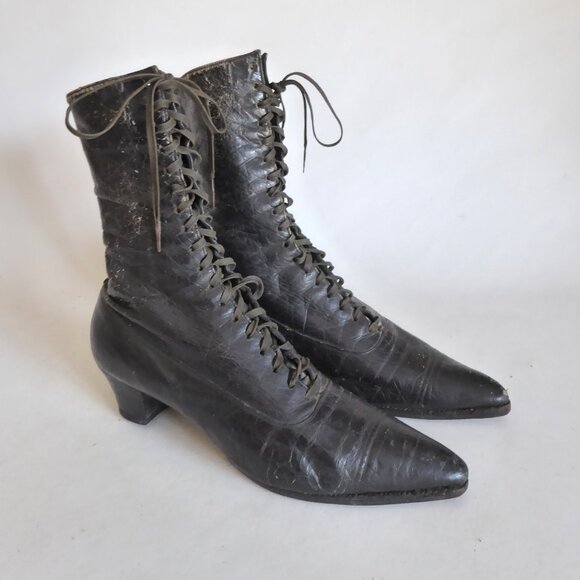 VINTAGE VICTORIAN EDWARDIAN LACE UP BLACK LEATHER BOOTS SHOES WITCH HALLOWEEN - Picture 1 of 15